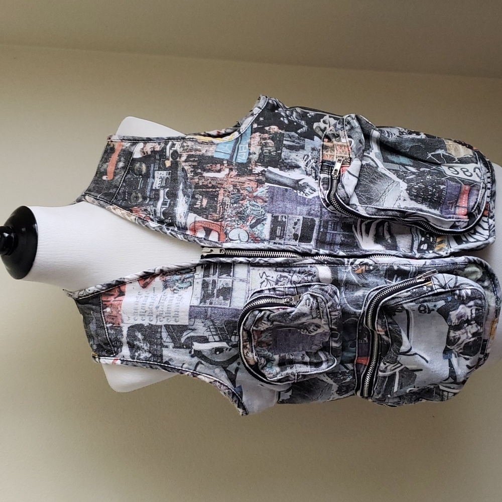 Jaded street graffiti utility vest